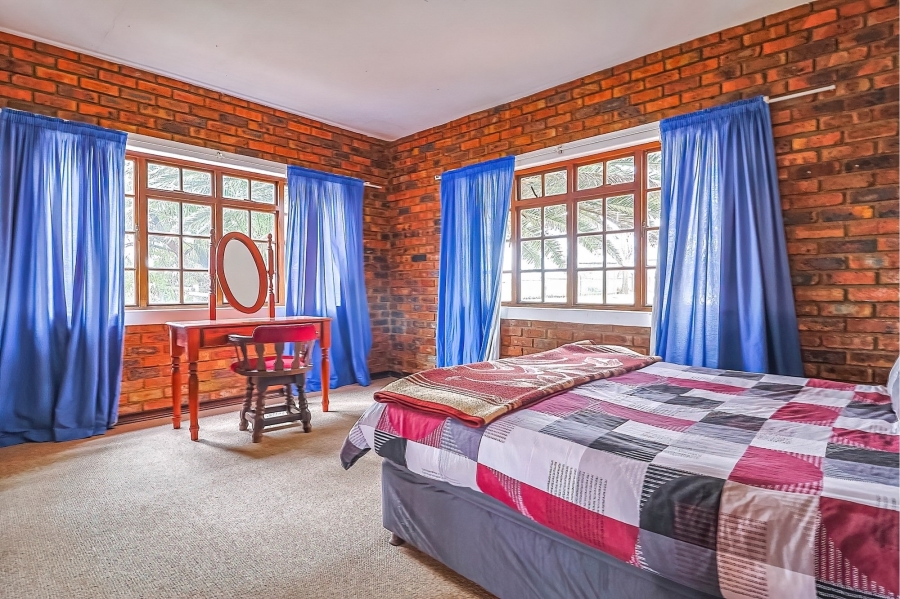 8 Bedroom Property for Sale in Oranjeville Free State